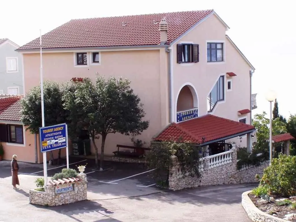 Apartments In Novi Vinodolski 15388
