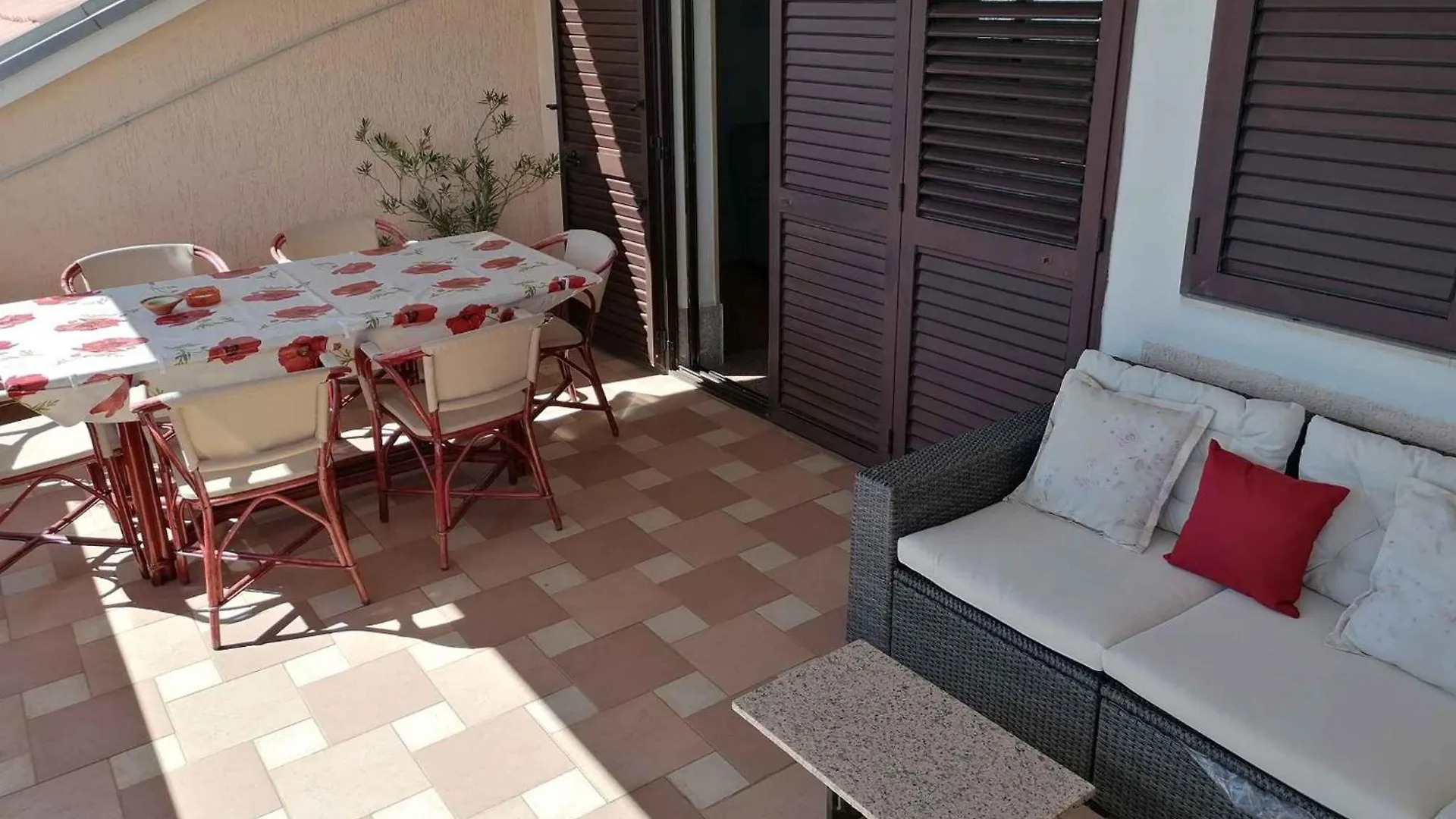Apartments In Novi Vinodolski 15388 Croatia