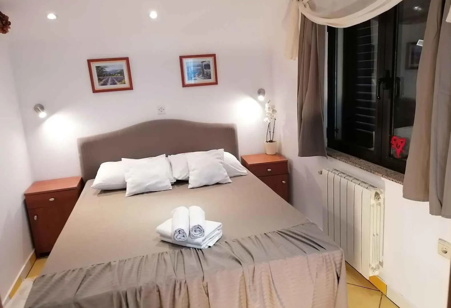 Apartments In Novi Vinodolski 15388